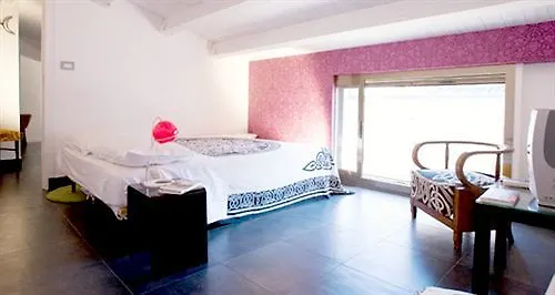 Bed & Breakfast Bad - B&B And Design Catania